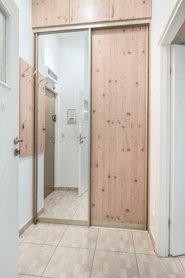 Apartamenty Trzy Wieze Varsovie Extérieur photo